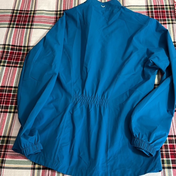 Women’s blue Callaway windbreaker in EUC - Picture 3 of 3